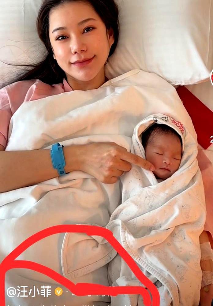 全网以为他又翻车，结果他老婆15分钟顺产，疼都来不及喊。张兰直播里手舞足蹈