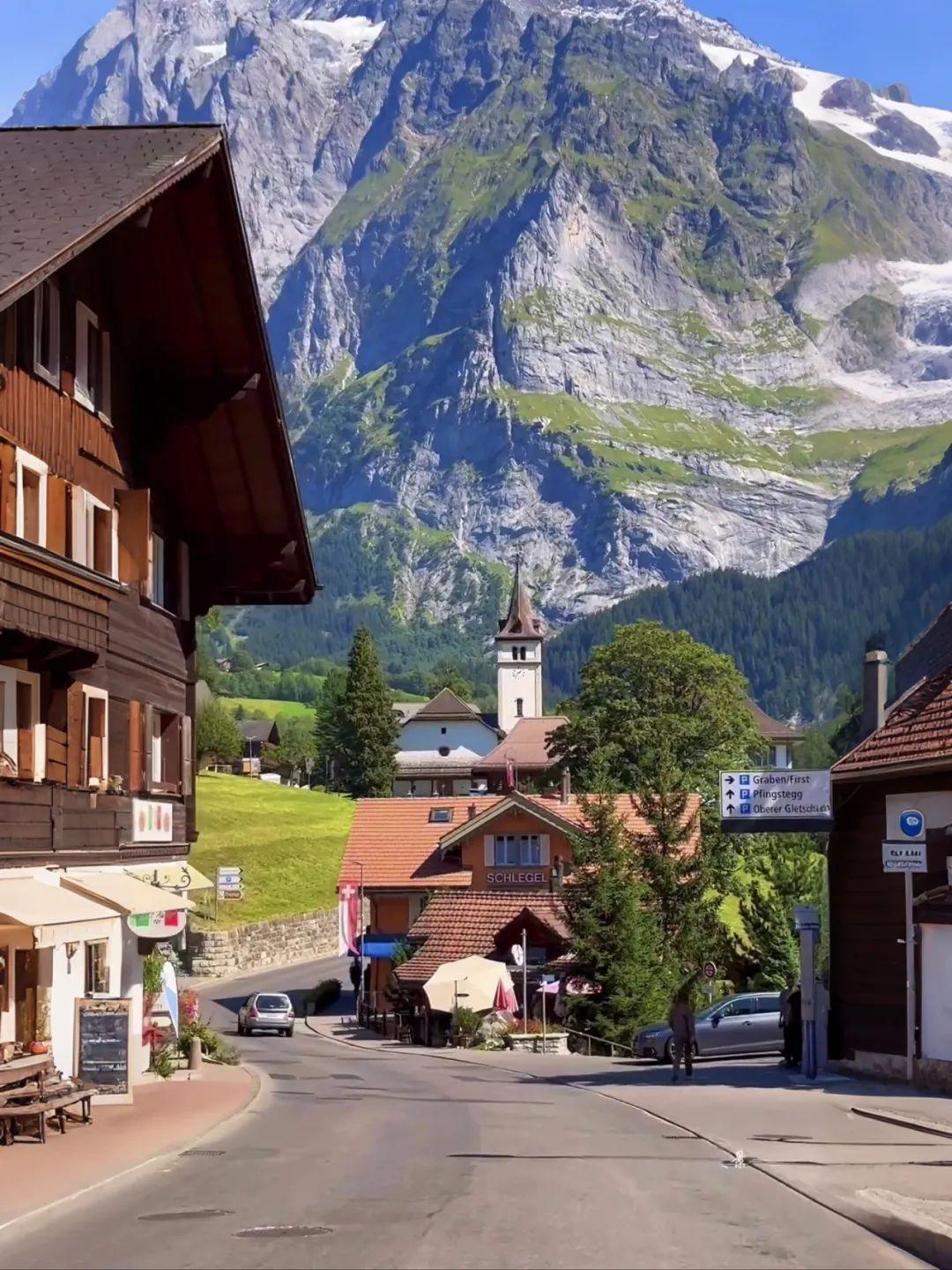 昨天跟一个高中老师聊天，老师其实人蛮好强的，但是很遗憾，他们家的孩子学习成绩很差