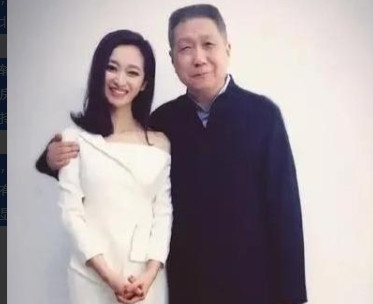 有一次，马未都要建博物馆，劝两个钉子户搬家，第一个钉子户说，“让我搬可以，你给我