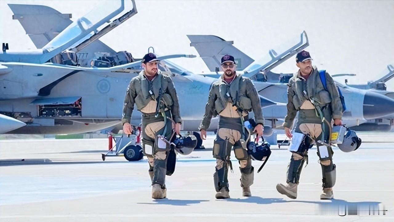 巴基斯坦空军部队进驻沙特。谁在攻击沙特的能源设施，不是很清楚吗？巴基斯坦的军队