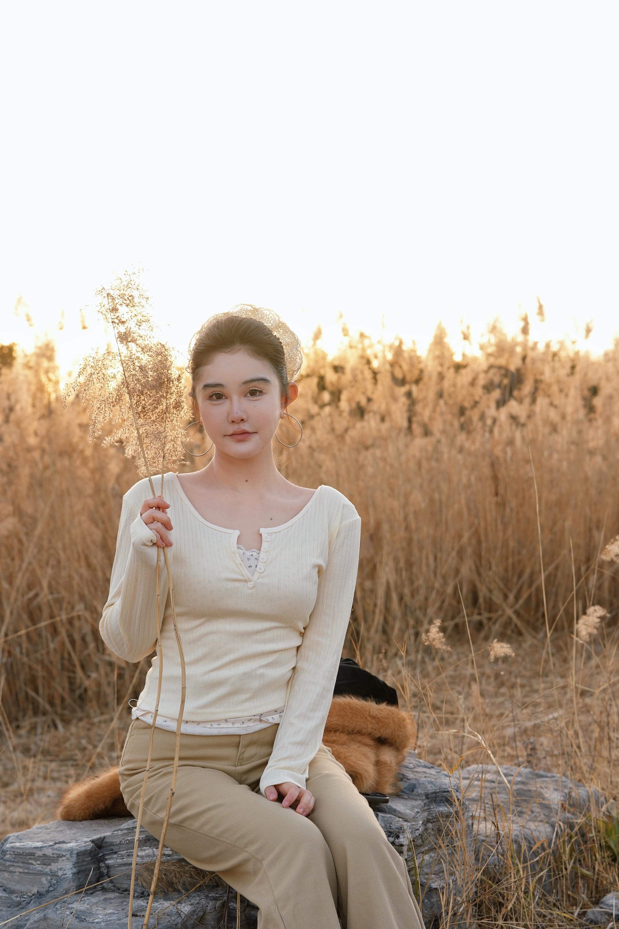 自古名将爱良马，从来英雄属美人