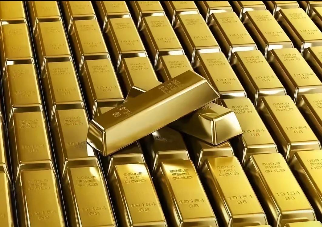 花旗：金价可能跌到3500美元现在花旗看跌金价到3200，而高盛却预估能到120