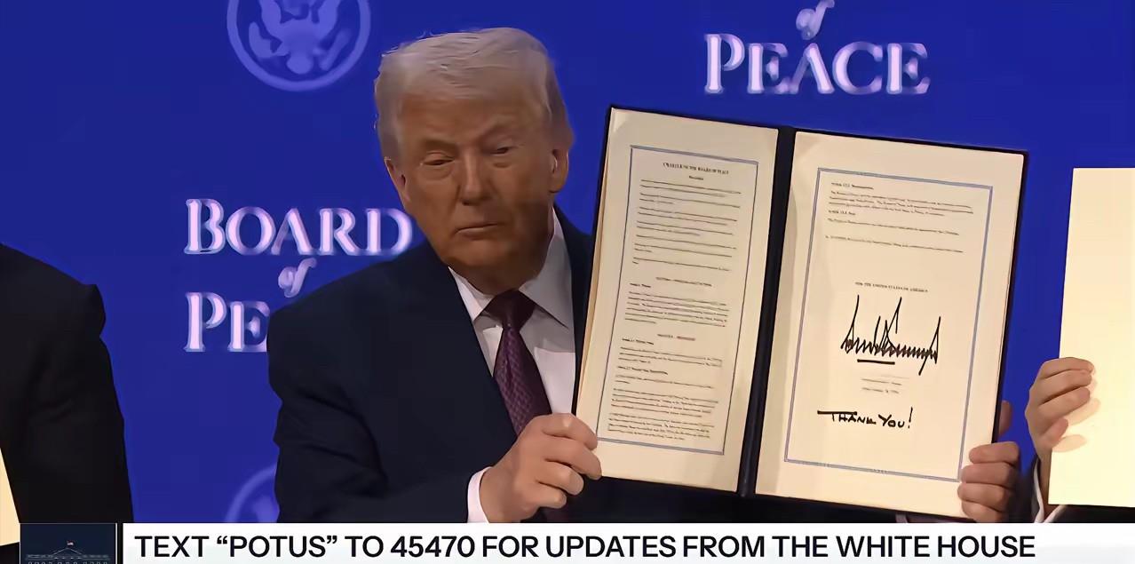 老特骄傲的心受到了严重伤害，好不容易想组建一个“和平委员会”，可没想到的是，不但