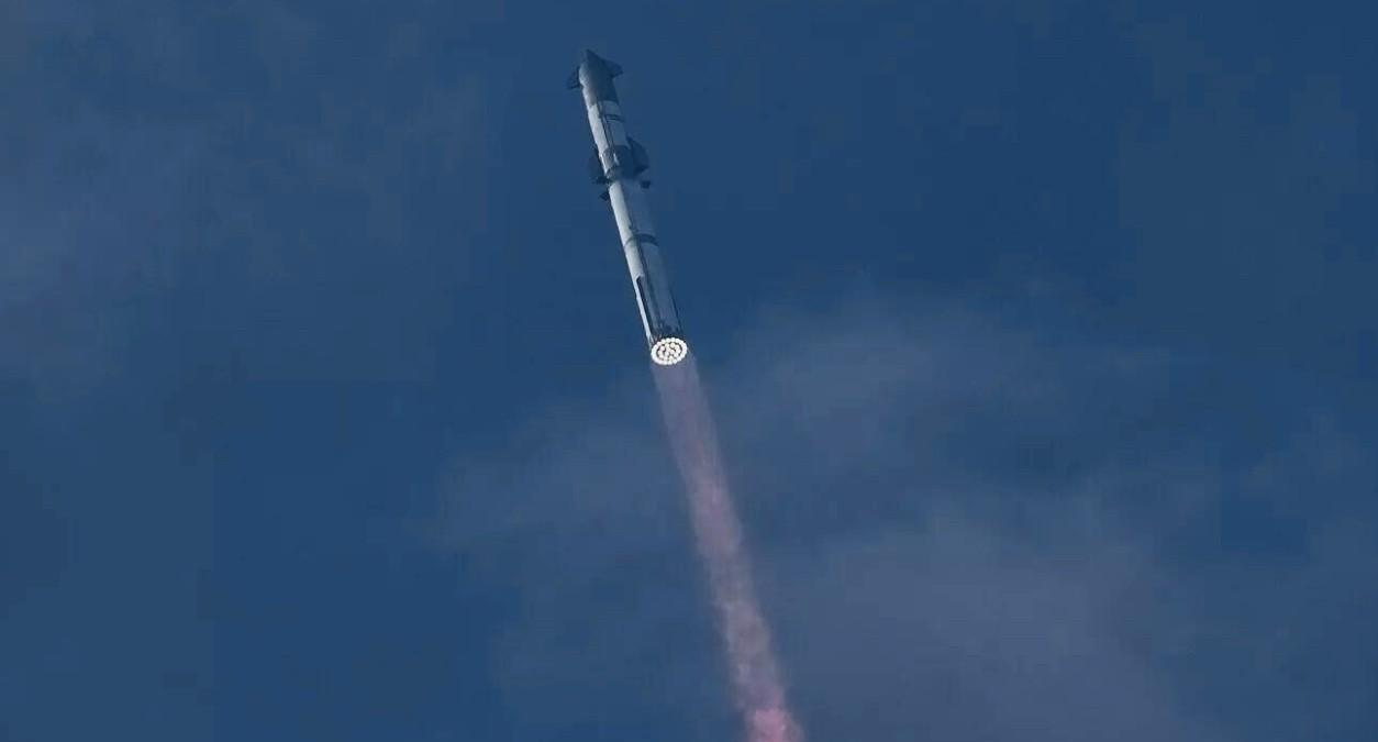 【SpaceX的“星舰”第九次飞行以惨败告终】NASA的发射现场镜头显