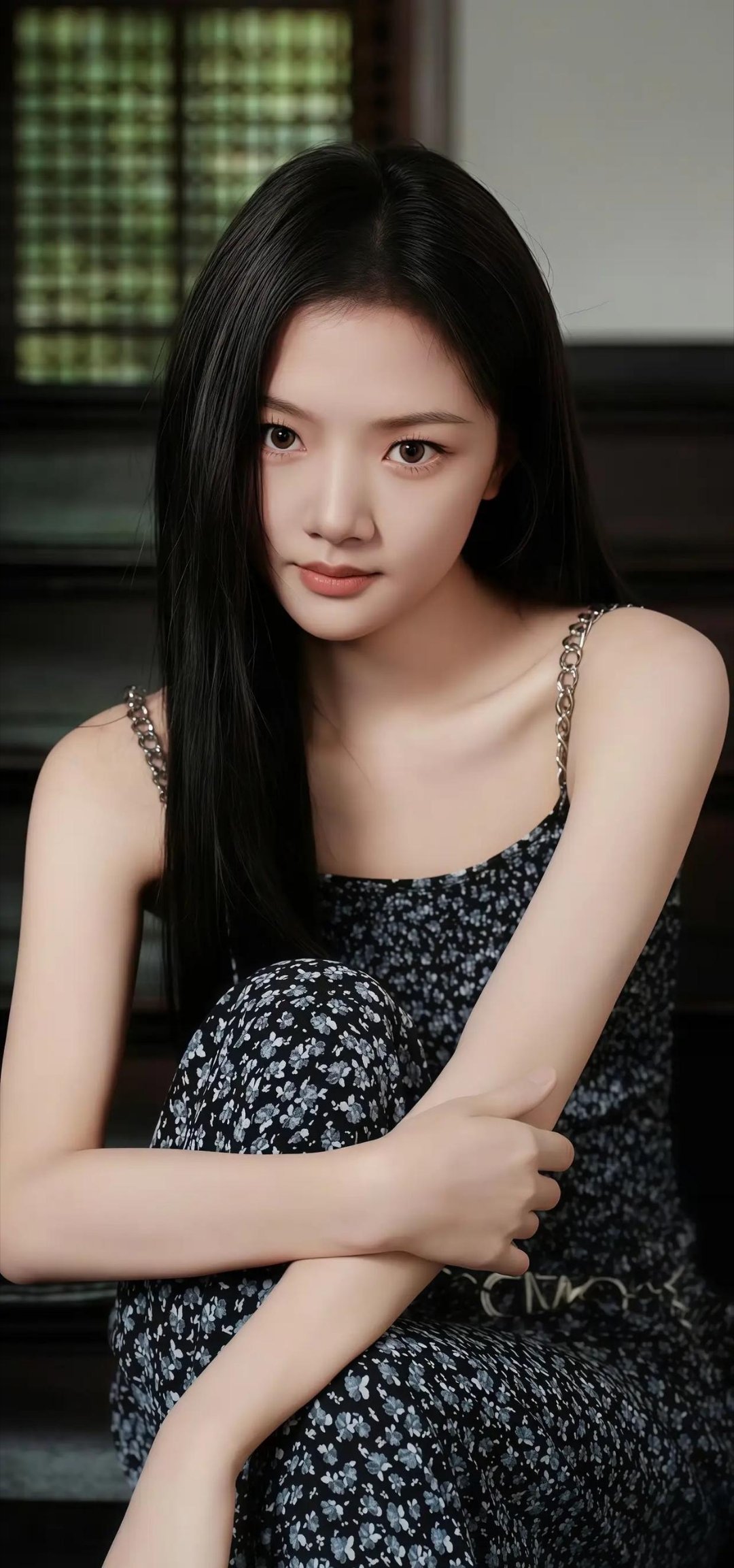 任敏有着可爱婴儿肥，白白嫩嫩的模样真的太漂亮啦！