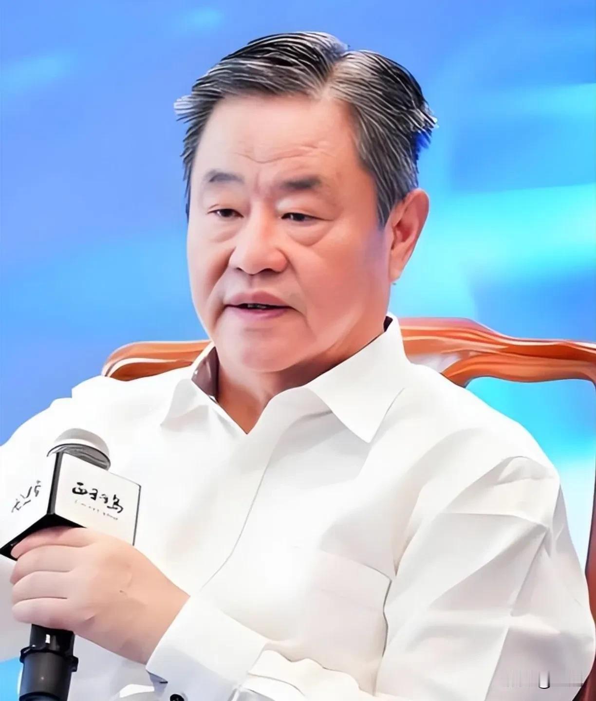 宁高宁宁总，中国最牛国企掌门人，享受正部级待遇。其实，央国企领导想转政的前提条件
