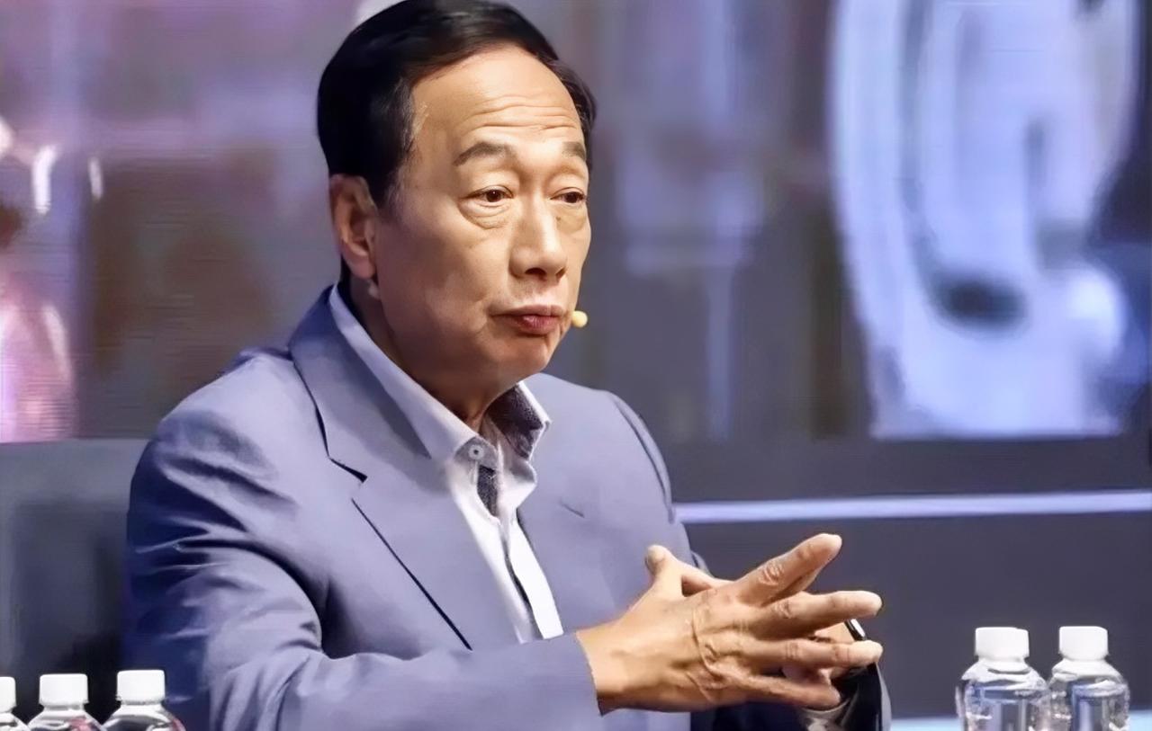 郭台铭最近在媒体面前放出这么一句狠话，没有大国撑腰的政权早晚得变成别人家的附庸，