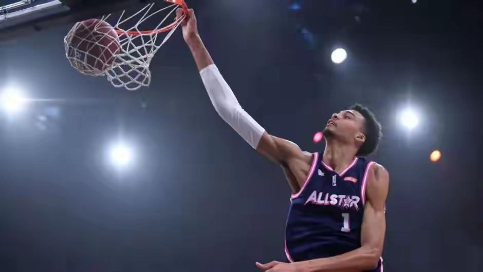 为了给亚历山大争夺MVP造势，雷霆媒体列出文班亚马五条不能当选MVP的理由。