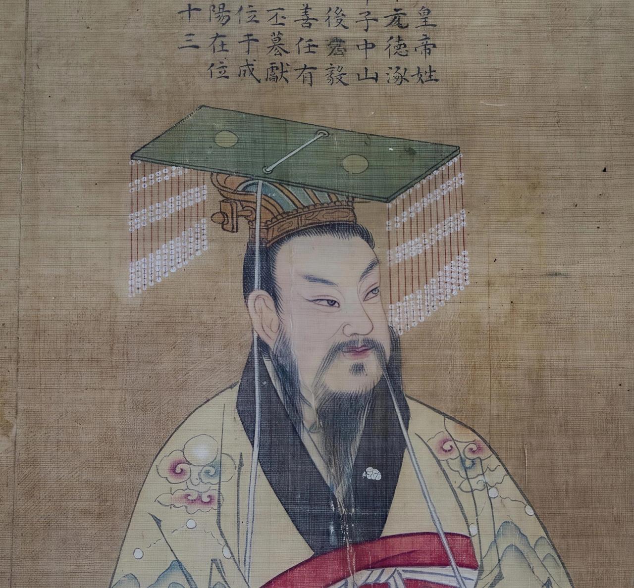 很多人觉得刘备只会哭、只会求人，本事远不如曹操孙权！但读懂真实的刘备才明白，他能