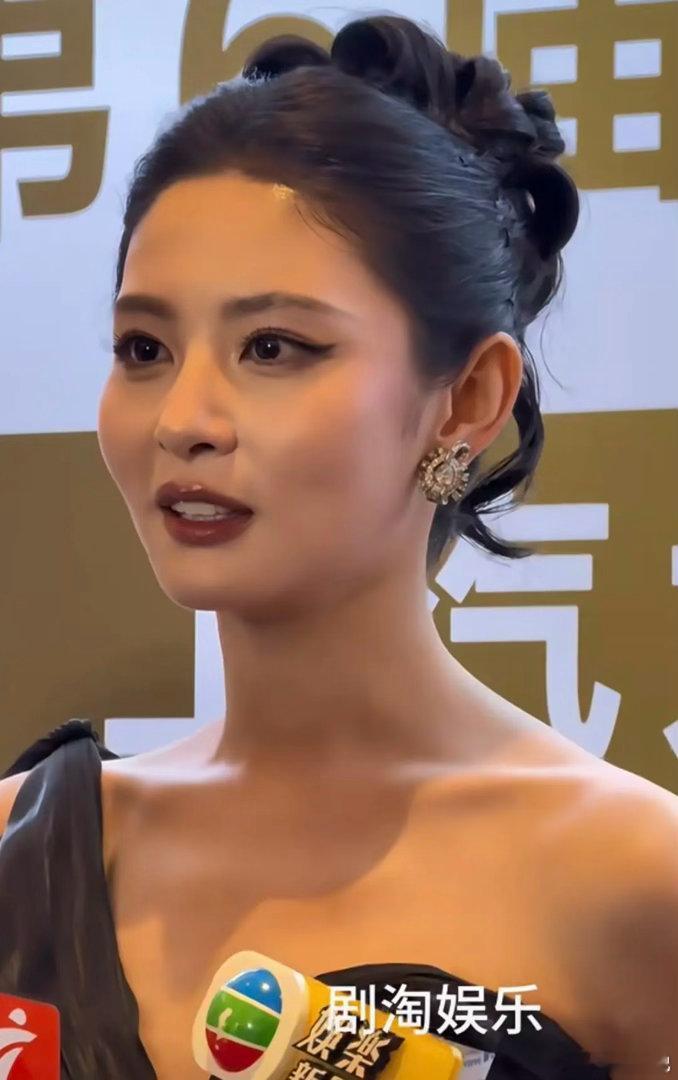 赵晴这属于精修诈骗吗？