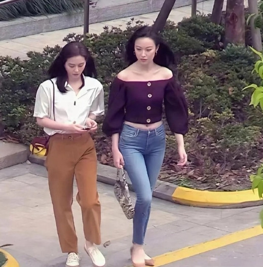 倪妮这身材真不是浪得虚名啊平时在普通人堆里鹤立鸡群就算了，没想到和其他女明星在