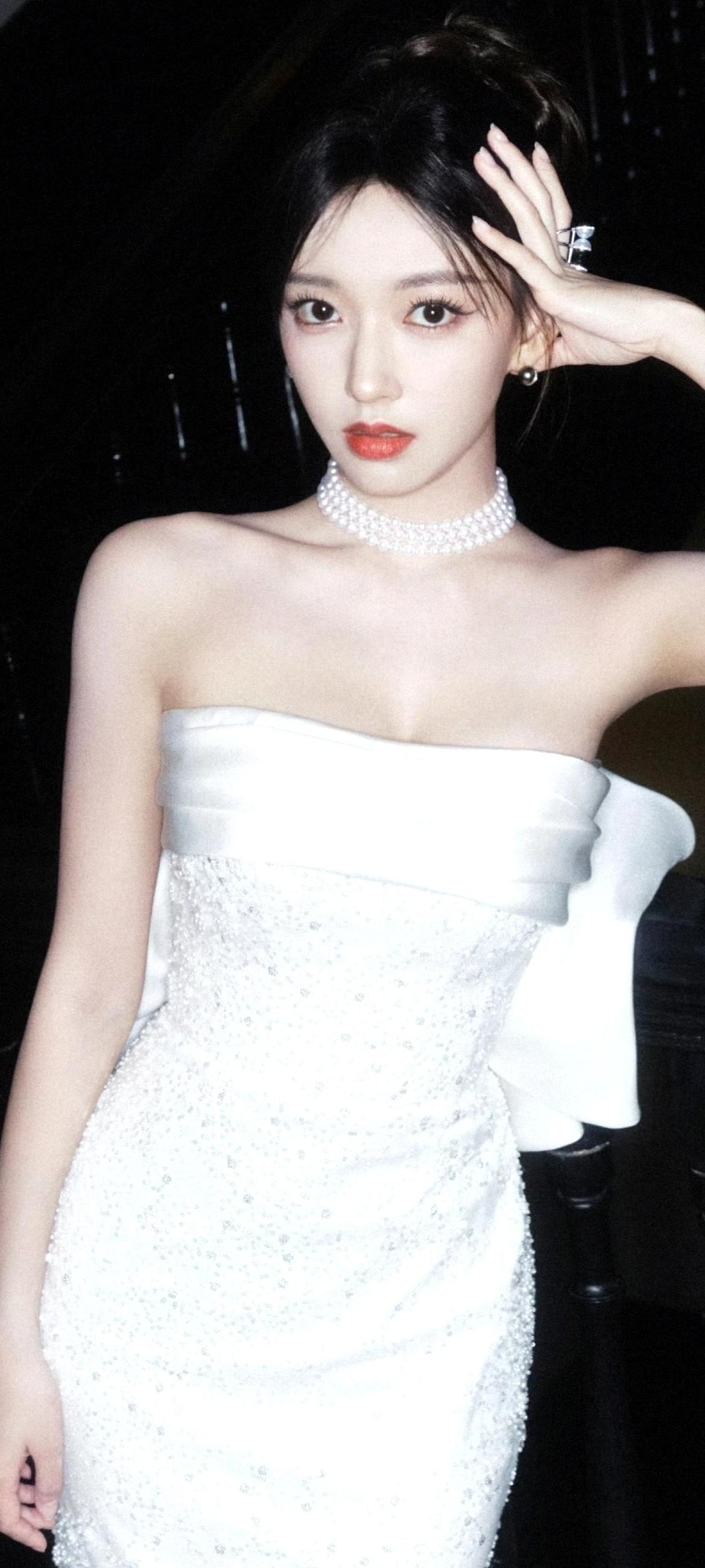 程潇｜一眼沦陷的神级氛围感，这颜值真的自带高光✨程潇程潇写真照程潇颜值氛围