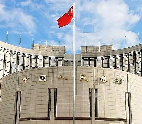 与其让人加税把钱拿走了，不如我主动升值人民币的汇率。现在已经不是我们考虑出口企