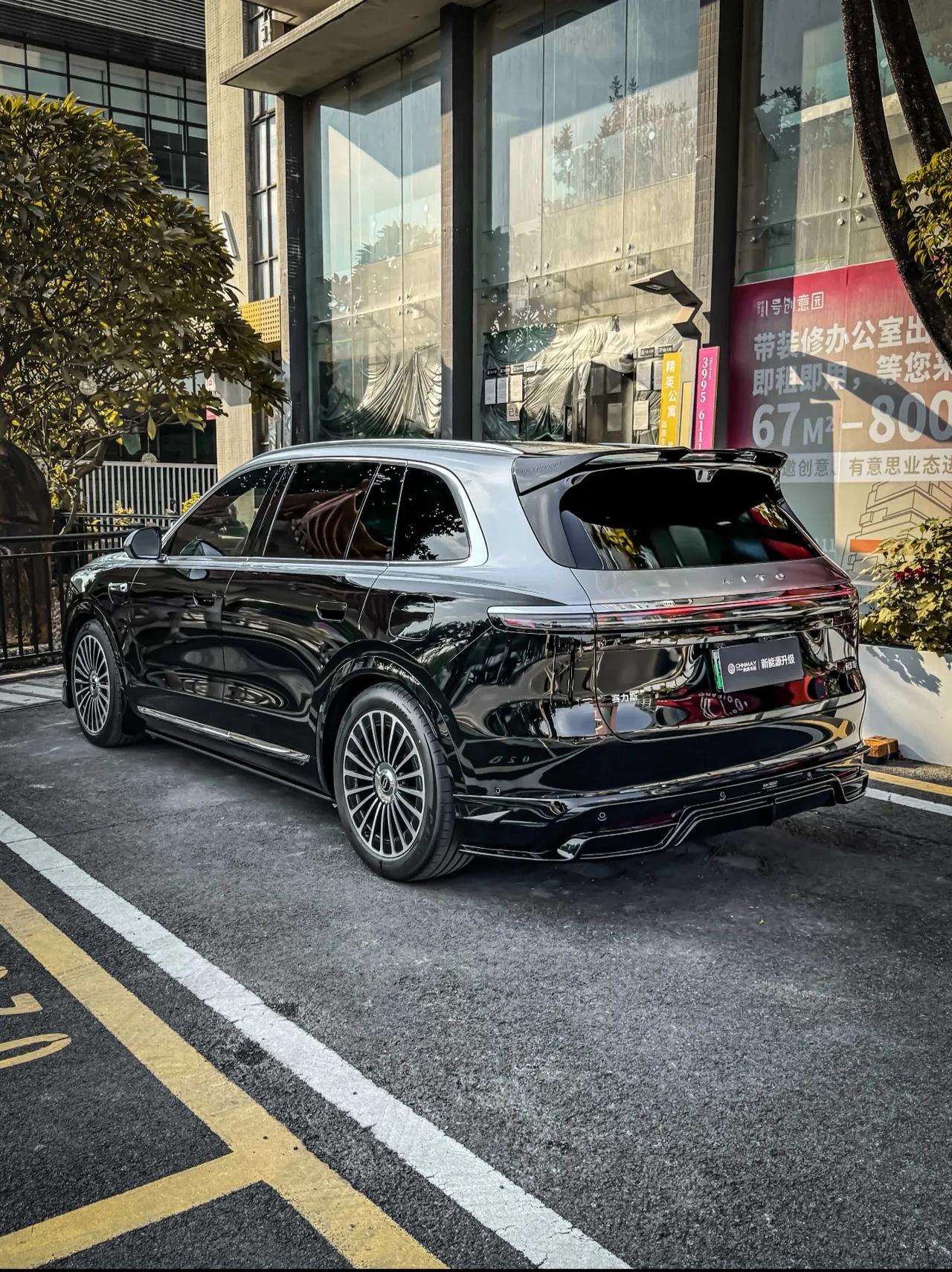 新款问界M8增程版、纯电版完整优缺点两款车底盘、内饰、空间、智驾、座椅配