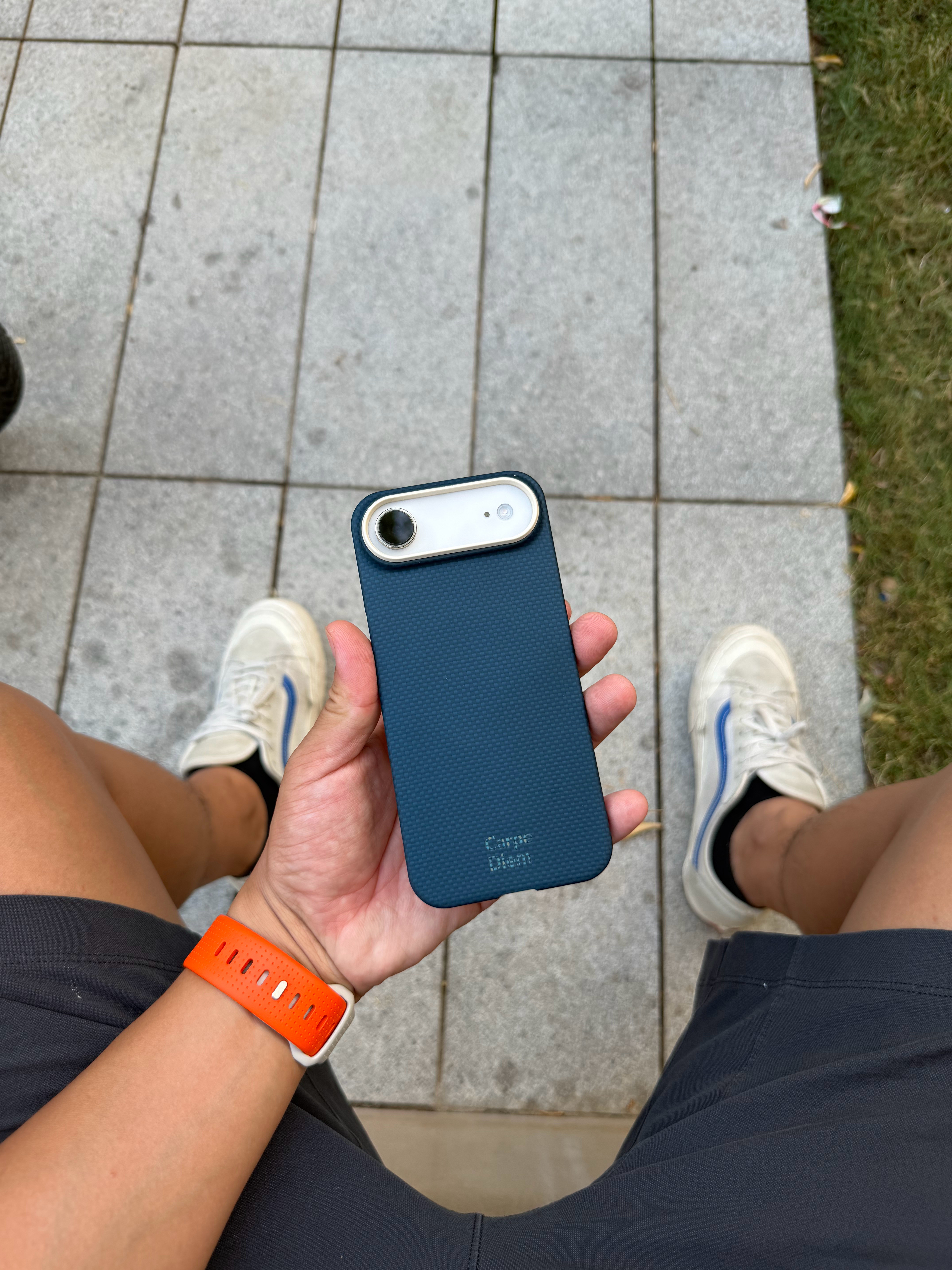 iPhoneAir和PuraXView两个对比感受～感觉像两个变态机[捂脸哭]非贬义iPhoneAi