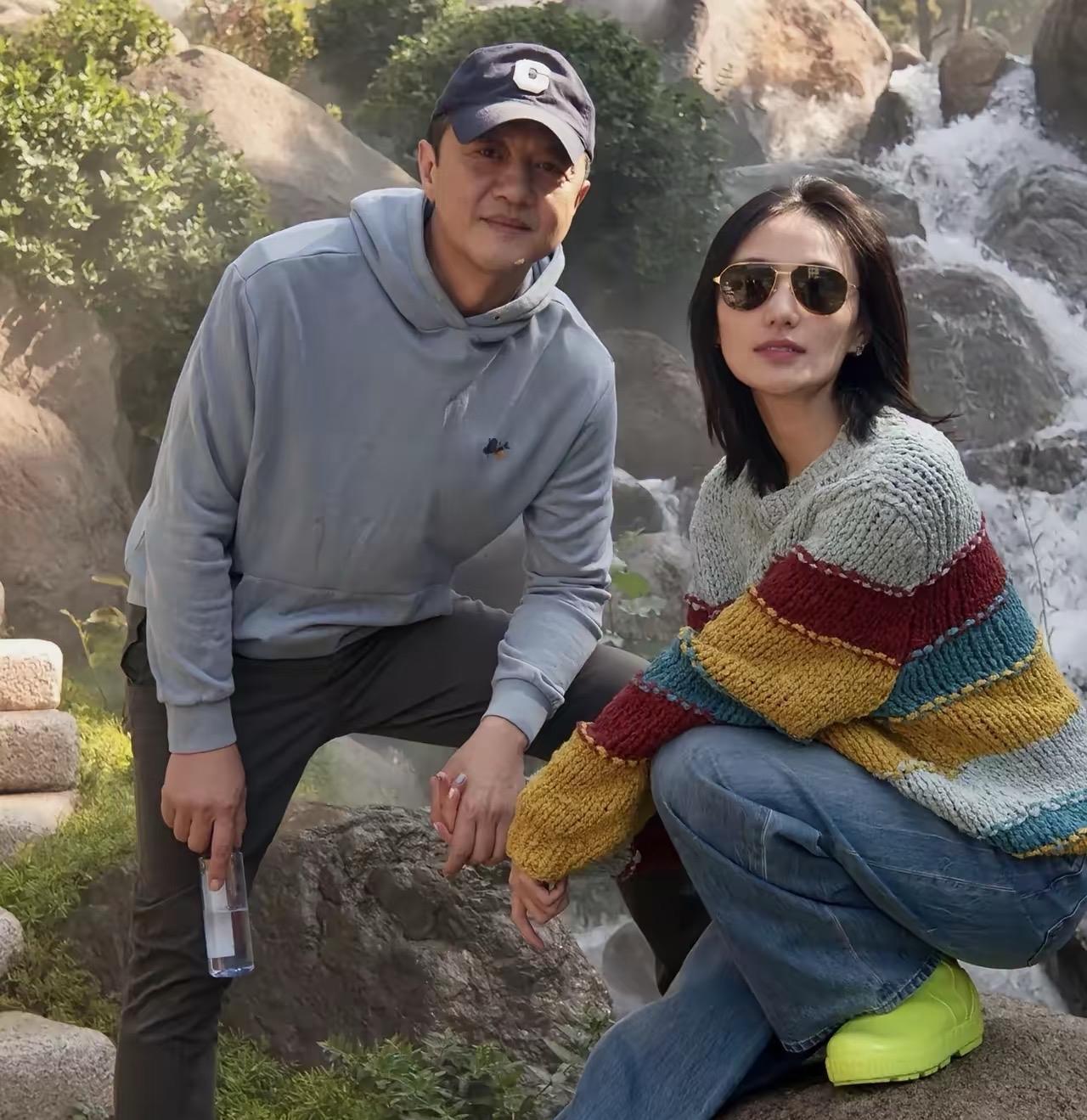 李亚鹏54岁了还闹离婚，究竟是因为两人感情不和？还是因为李亚鹏这几年一直没赚