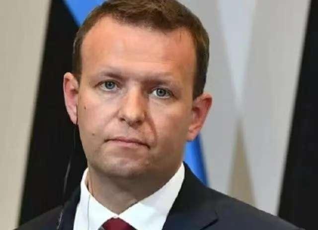 就问中国怕不怕？强大的爱沙尼亚曾向中国发出最后通牒，让中国必须在爱沙尼亚和俄罗