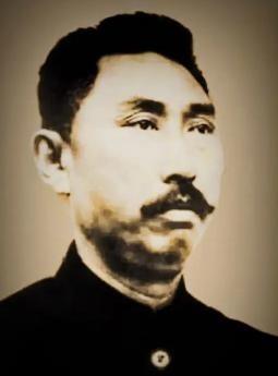 1950年，湖南省委向毛主席发去急电：“请求批准枪决陈渠珍，以绝后患！”贺龙得知
