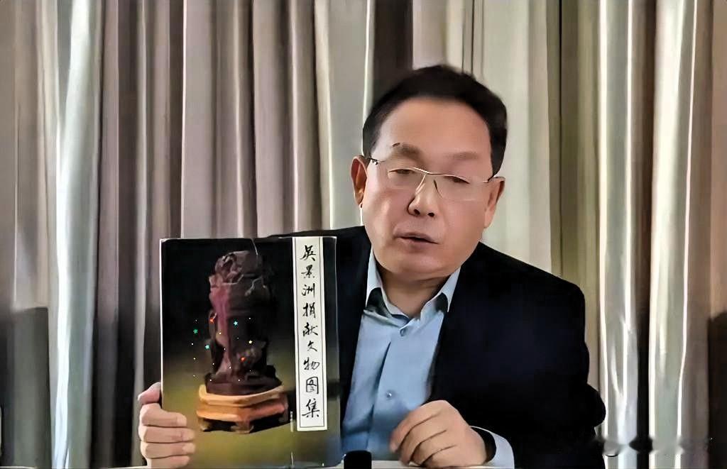 南博的事还没平息，又一个重磅消息砸了过来。吴瀛的孙子吴欢直接爆料说，自家