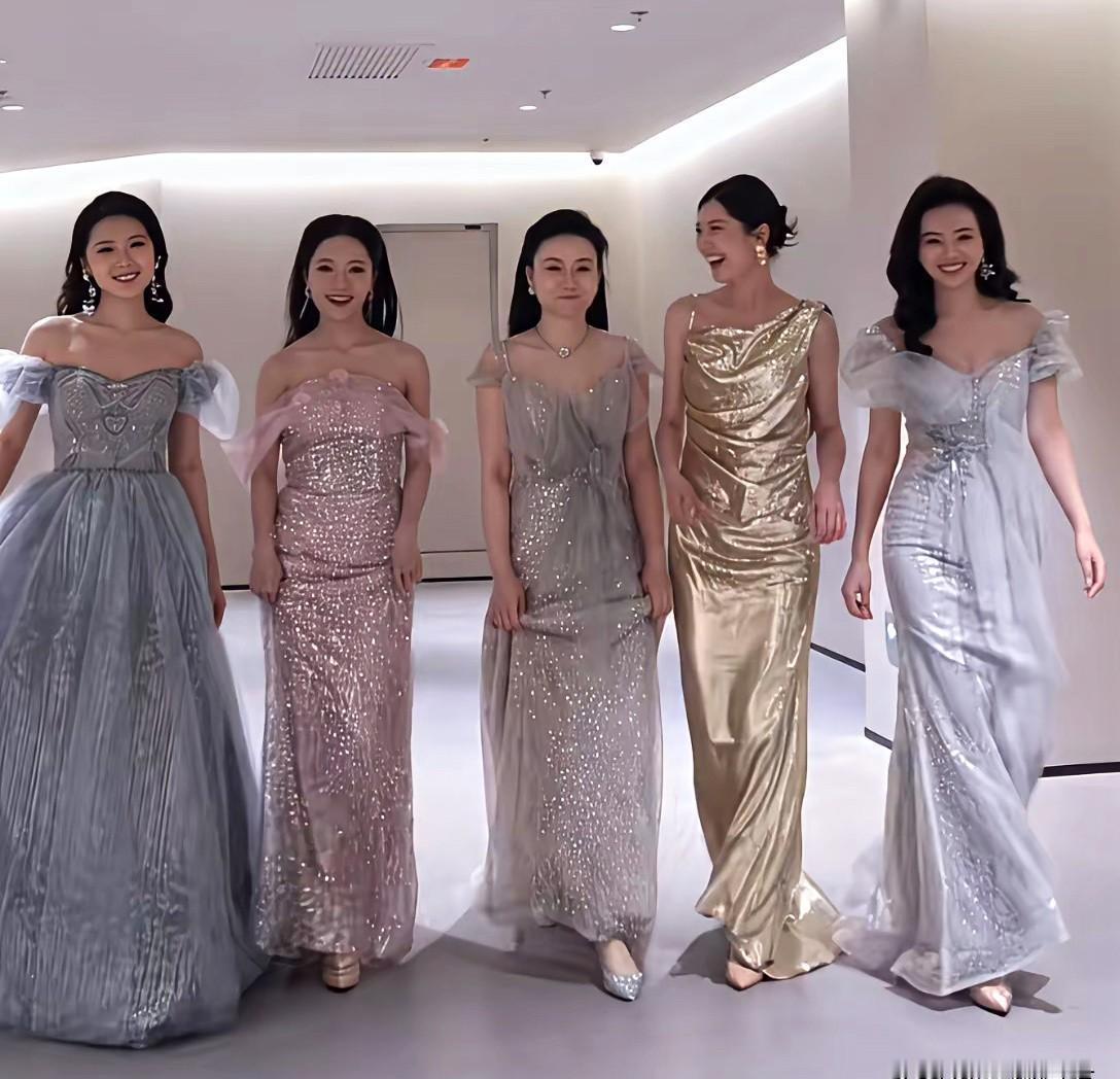 盼盼凭一己之力吊打整个主播团，潇潇小贝真真安安加起来都不够看！数据就是铁证：与