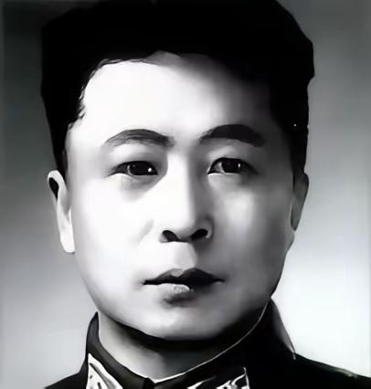 1957《林海雪原》轰动全国，罗荣桓拍板作者：召回部队，恢复军籍，上校军衔，到总