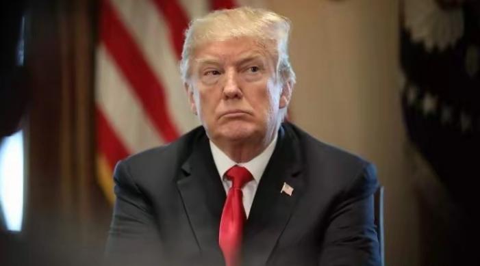 美国一点不傻，心里比谁都清楚，自己绝对不会自取灭亡！真正的底牌很简单：中国从不会