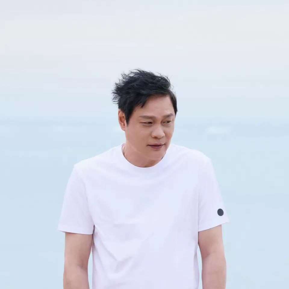 范志毅没有签保咪协议冲上热搜，起因是他在参加节目五哈游戏环节时，高瀚宇为了不让范