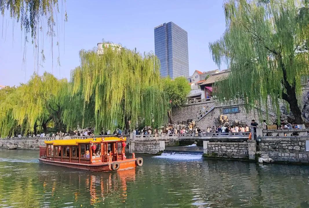 济南到底哪里最好？济南最好的不是泉水，不是三大名胜大明湖，千佛山，趵突泉。不是