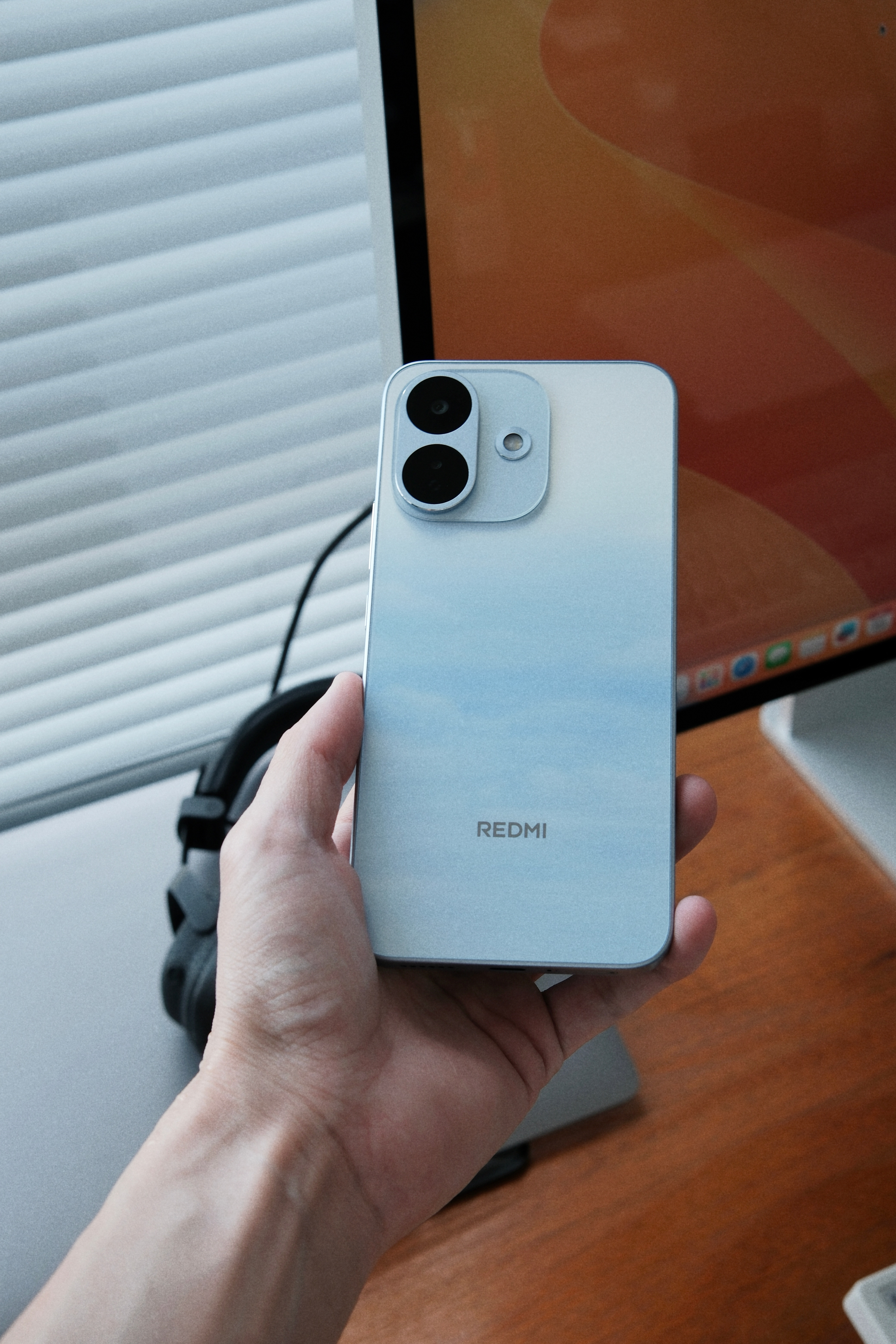 再分享一组REDMINote17Pro的图赏，大家评价一下，如何？顺便再说