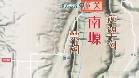 以统治根基动摇和地方秩序崩溃为视角，分析潼关之战对明末政权瓦解及亡国的决定性影响