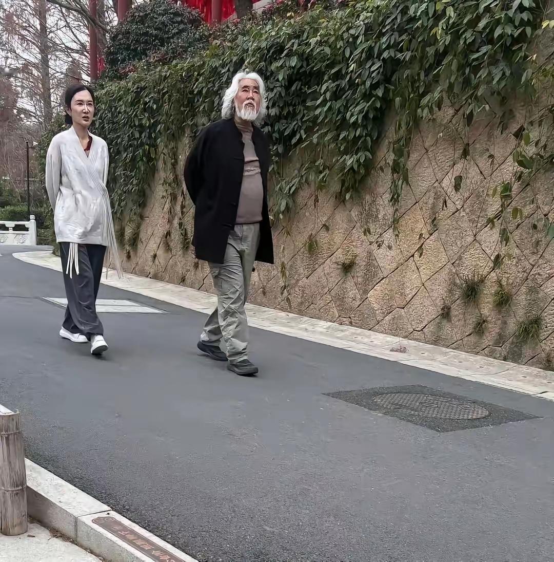 有钱人的幸福😁