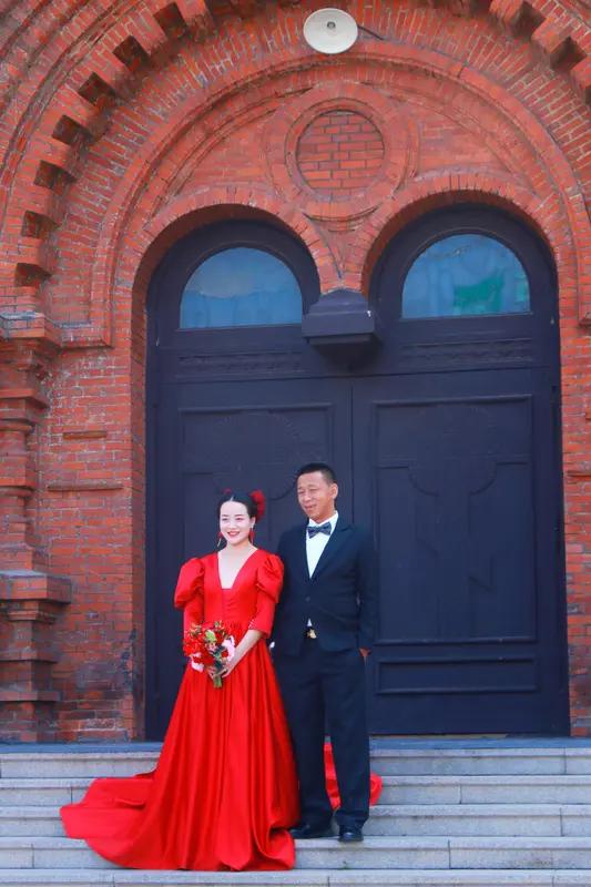 中俄通婚这个话题很有意思。随着中俄关系升温，民间交流频繁，通婚现象也多了起来。