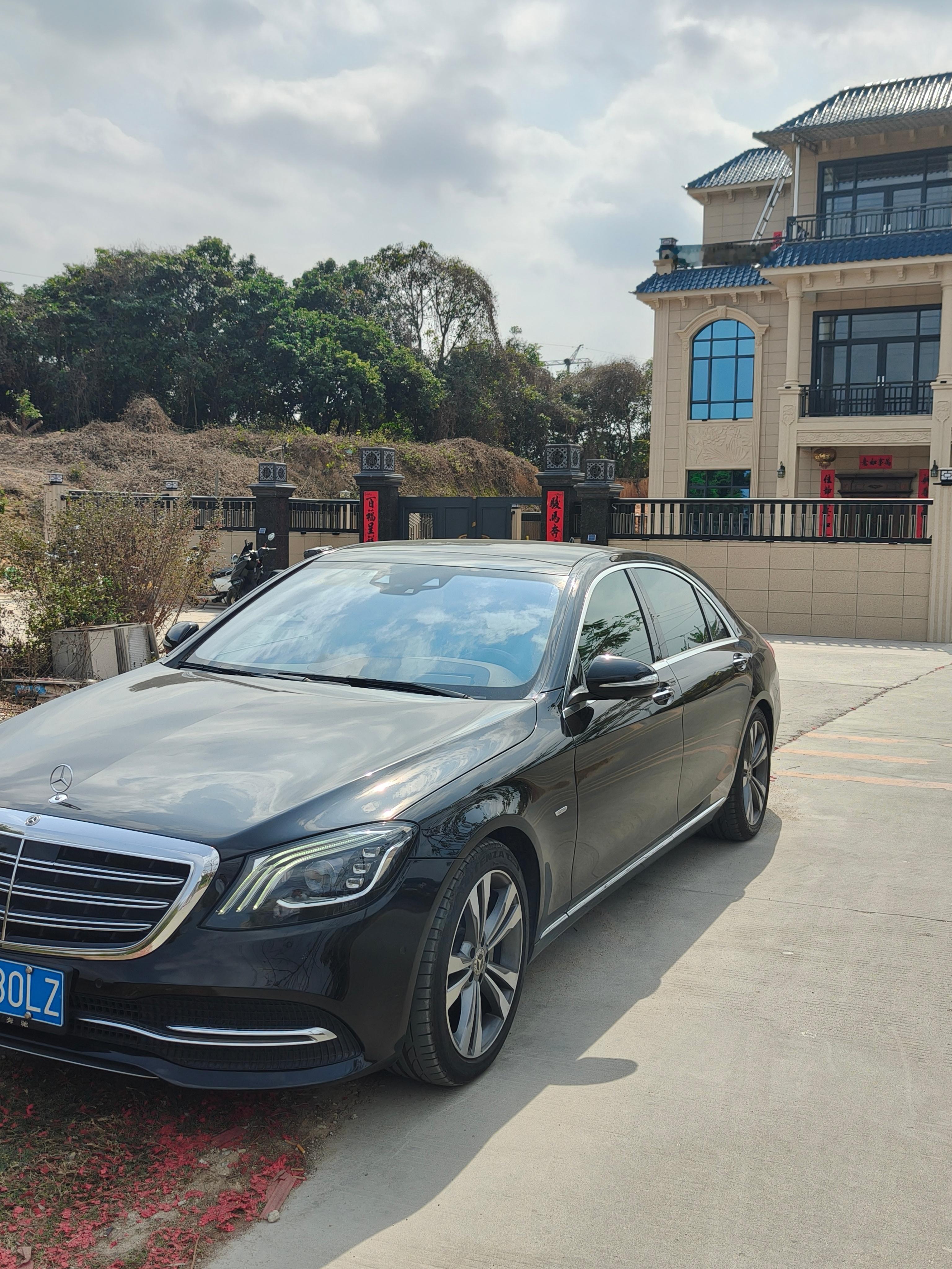 好搞笑，公司同事开理想L7回村之后给亲戚试驾了，今天亲戚要去串门，把自己的