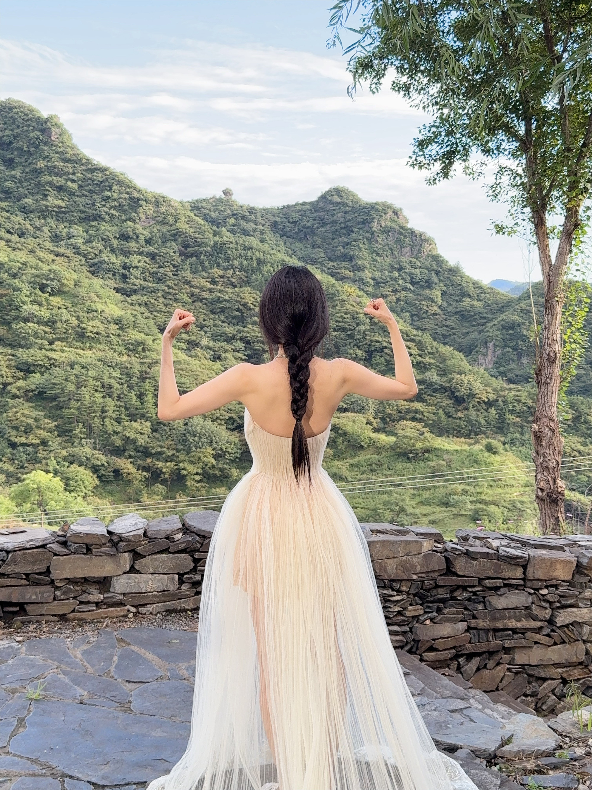 杨幂好美这状态好像少女