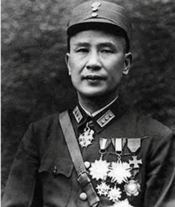 1966年12月2日，“小诸葛”白崇禧被副官发现死在了自家床上，且已死亡多时。他