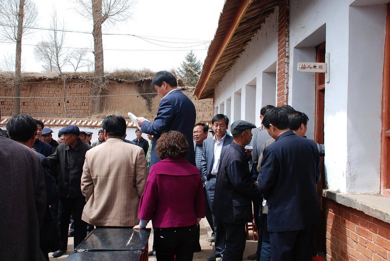 村里很没面子的几种人，我大舅就是其中之一。先说说哪几种人没面子。第一，娶不