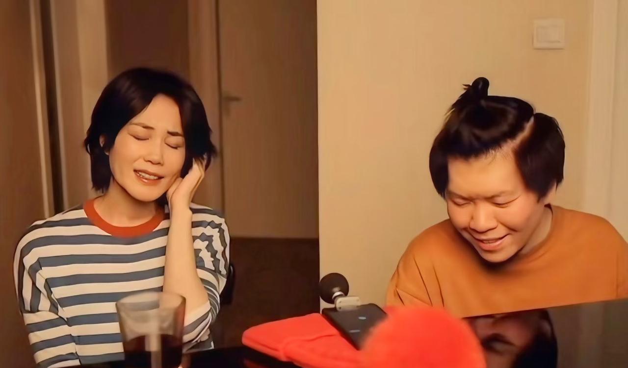 我问混歌唱圈的闺蜜常石磊这么钟爱单依纯，他能打造出第二个王菲吗？闺蜜长叹了一
