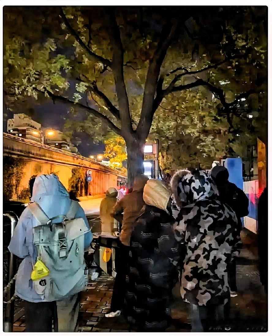 奉劝大家一句，未来3天非必要别出门！不是因为甲流，而是因为1月8号就正式进