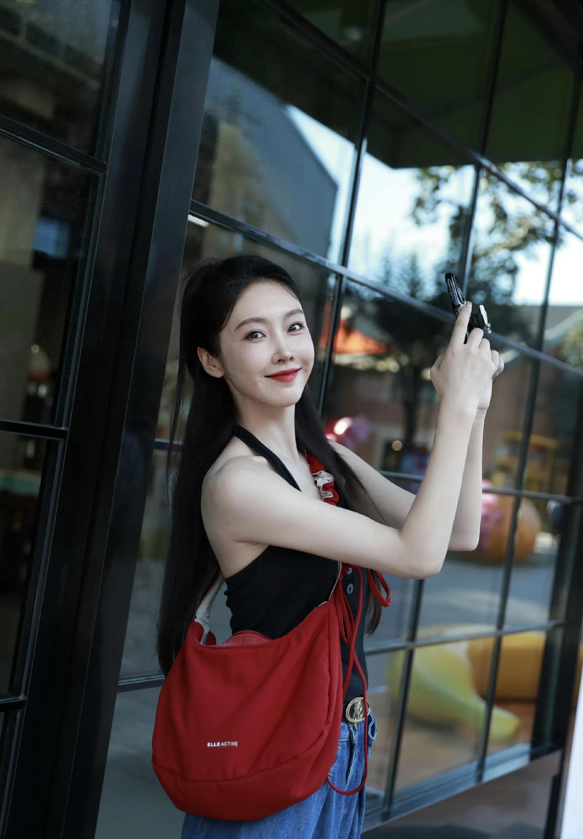 这世上有没有这样的女人：一辈子只守着老公，从没出过轨，没勾搭过别的男人。没喜欢过