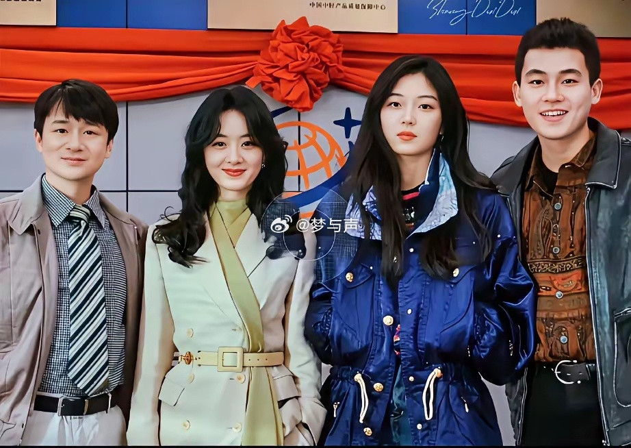 赵丽颖，冲上热搜！4月7号下午，许久没有消息的赵丽颖突然冲上热搜，谁能想到，她居