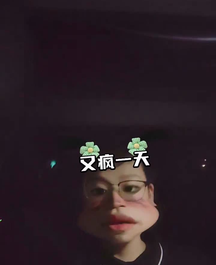 问界m9撞交警，aeb为什么没生效？网传问界m9撞交警，大家好，这里是萌脸大