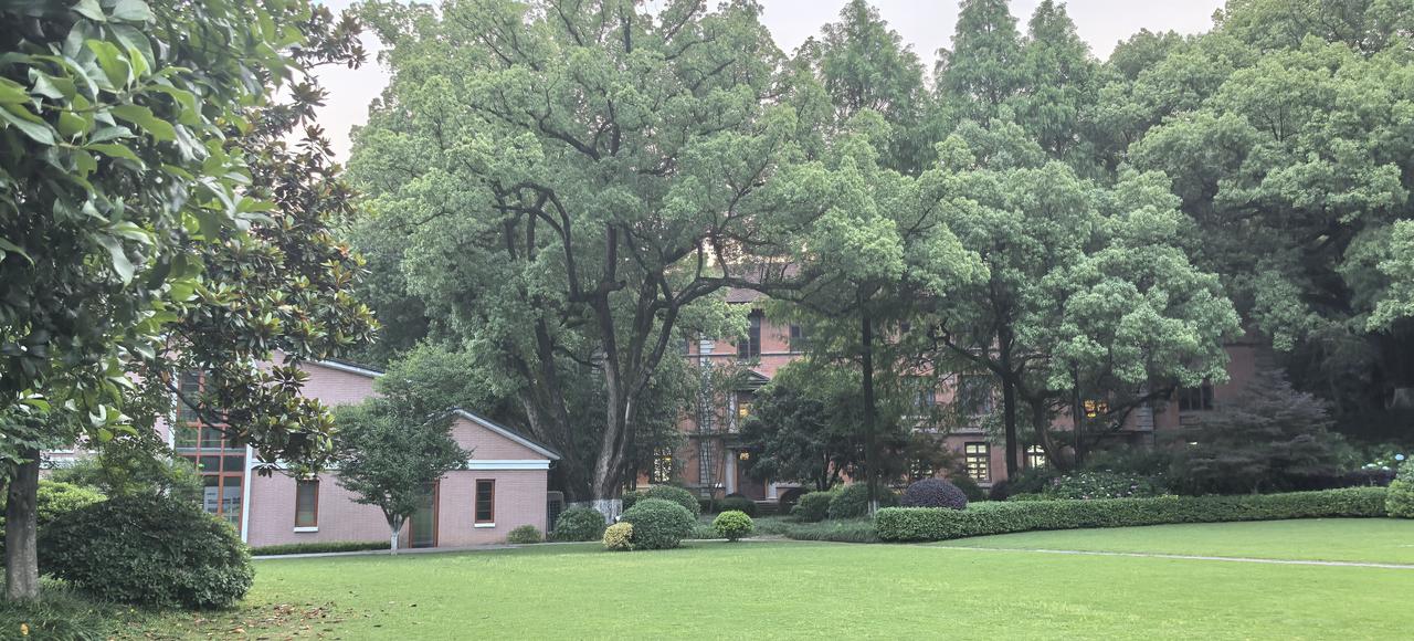 一个人转运的四大征兆：懂得取舍，方能风生水起人生起落自有规律，很多人走下坡路，