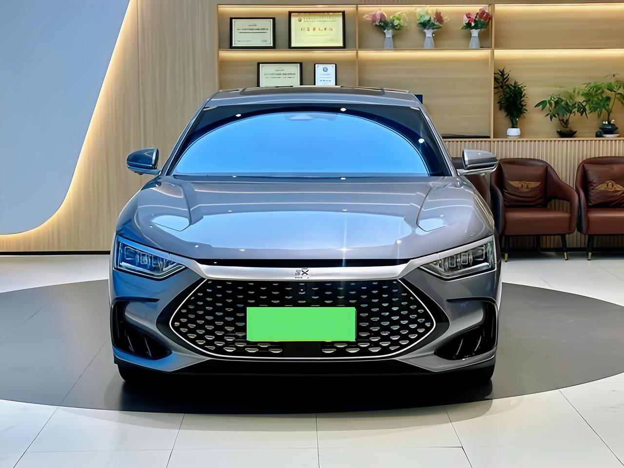 汉DM2022款DM-i121KM尊享型，现阶段卖车别硬扛，10万上下能谈