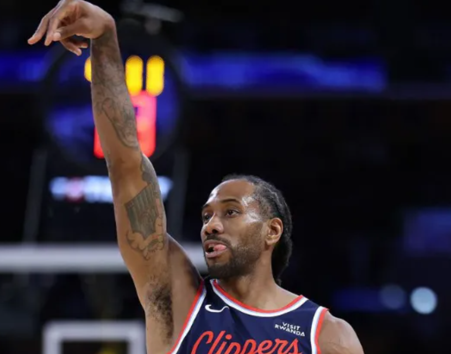 据记者报道，联盟中已有对手球队高管开始猜测，科怀-伦纳德在洛杉矶快船的时光是否会