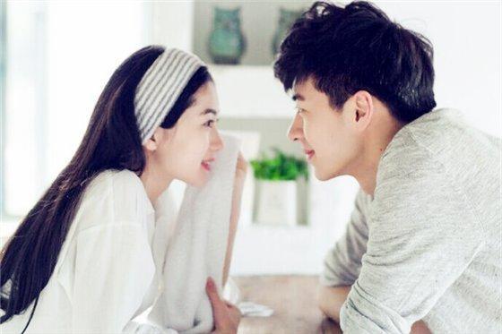90后情侣上午领完结婚证, 吃了一顿饭, 下午就去领了离婚证