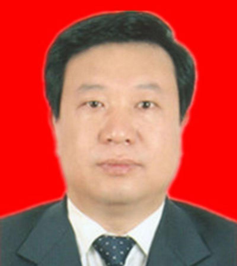 一个没当过一天医生的人，坐上了全省最强医院的一把手。2026年8月28日，医