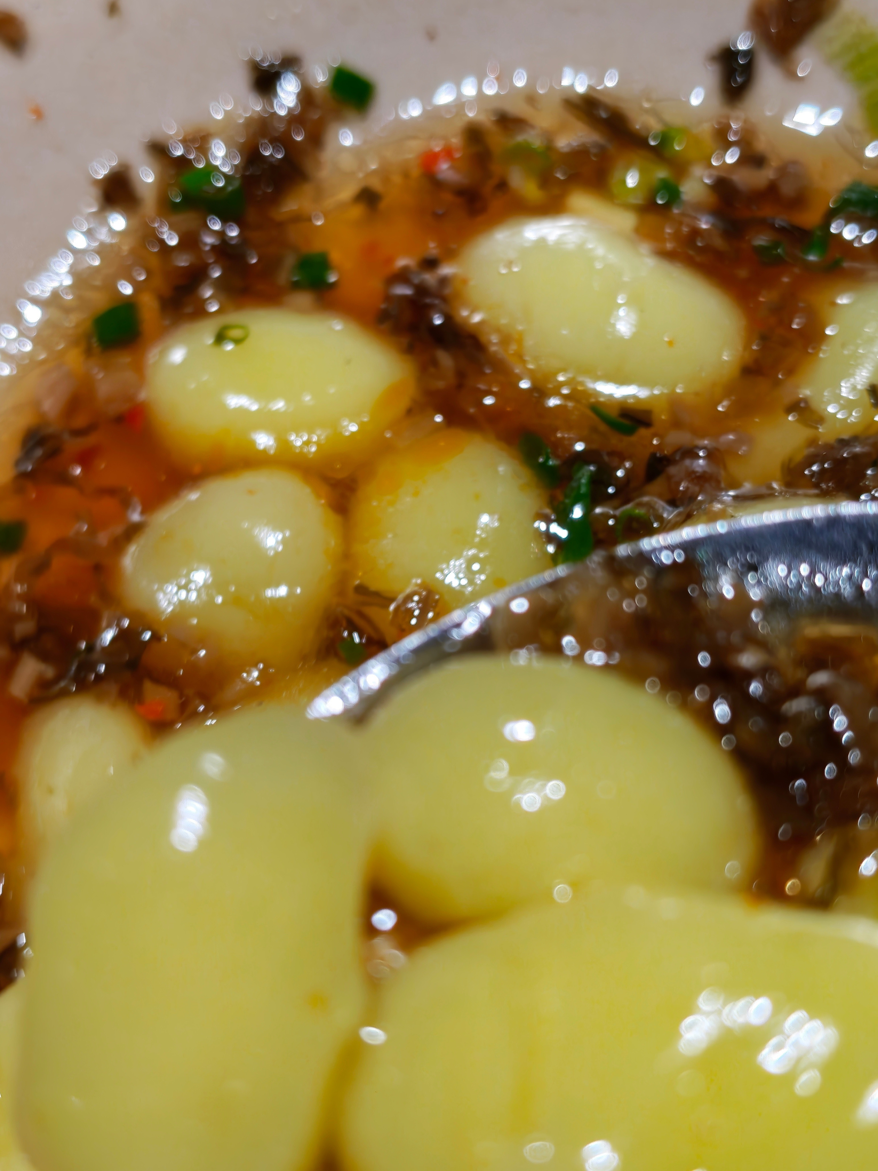 辣辣辣辣今天吃什么今天吃长沙菜这家玉楼东，是传说在长沙有开了一个多世纪的老店，