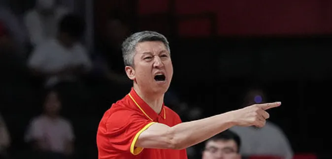 付政浩坦言自己从当初篮协选聘郭士强执教时就持反对意见。郭士强治军严谨，适合带青年队打磨基本功，但事无