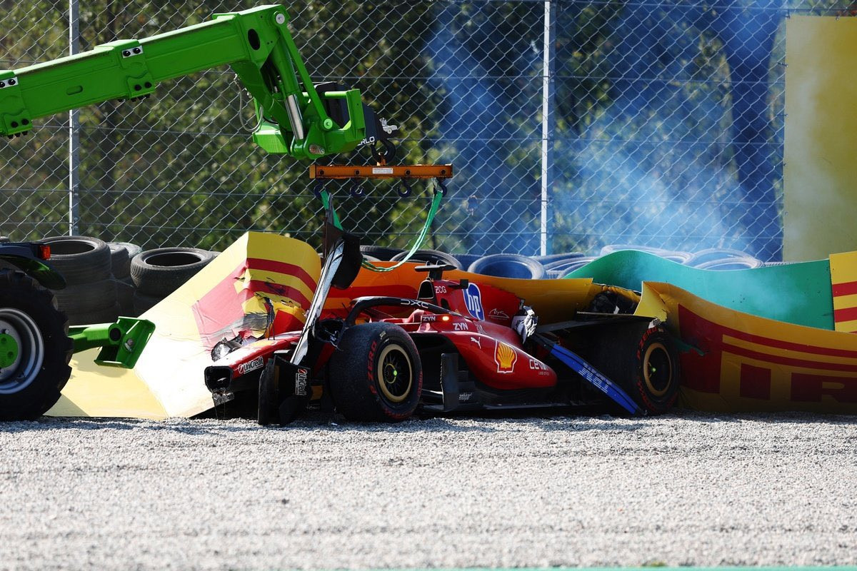 f1💥蒙扎撞车事故后，勒克莱尔的赛车被运回马拉内罗工厂进行了检查。根据目前的