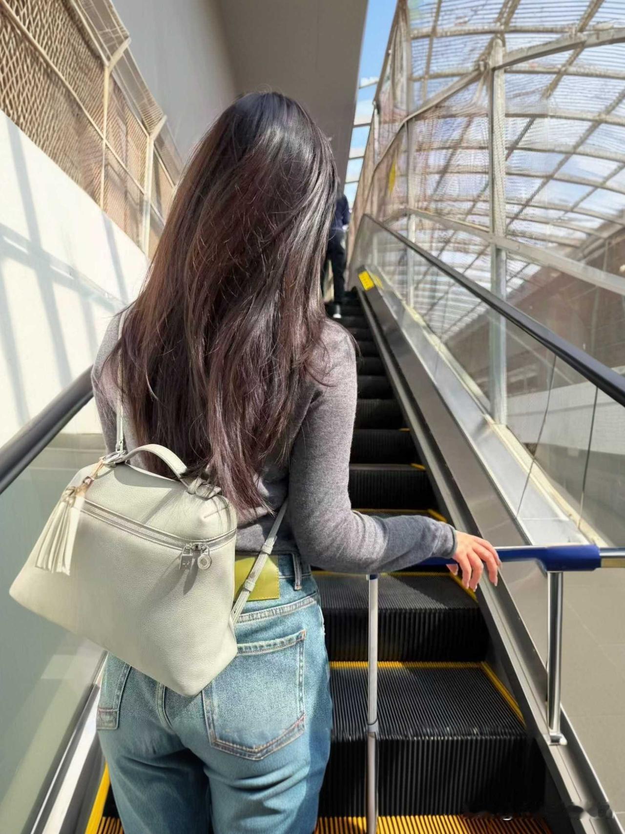 出发，寻找快乐之旅……